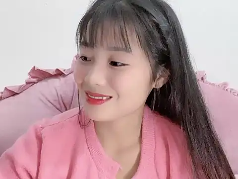 Lie liee online show from November 17, 2025, 1:04 pm