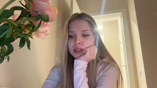 CandysRose online show from May 22, 2026, 8:51 pm