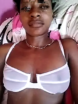 Snapshot of Valentinam05 chatting on September 26, 2025, 8:27 pm Valentinam05 online show from September 26, 2025, 8:27 pm