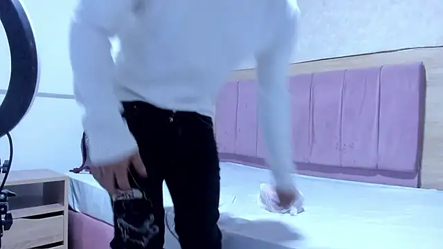 antonellaa morgan online show from October 31, 2025, 4:03 pm