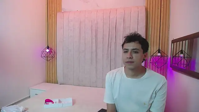 Snapshot of jakeyariana chatting on October 21, 2025, 8:08 pm jakeyariana online show from October 21, 2025, 8:08 pm