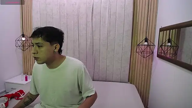 Snapshot of jakeyariana chatting on November 24, 2025, 7:47 pm jakeyariana online show from November 24, 2025, 7:47 pm