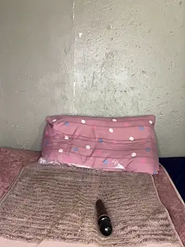 Bellabootie online show from February 19, 2026, 10:01 am