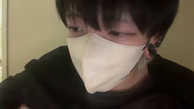 Snapshot of tora3220 chatting on October 25, 2025, 5:02 pm tora3220 online show from October 25, 2025, 5:02 pm