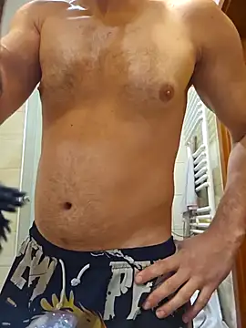 Ando1992 online show from December 14, 2025, 9:31 pm