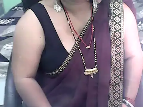 BABITA KUMARII online show from February 28, 2026, 5:01 pm