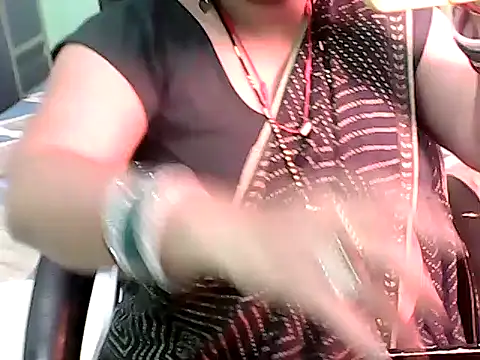 BABITA KUMARII online show from January 14, 2026, 5:05 pm