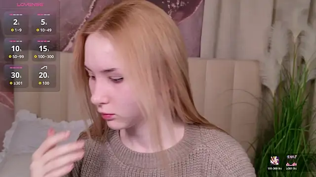 LiraKink online show from February 2, 2026, 3:49 am