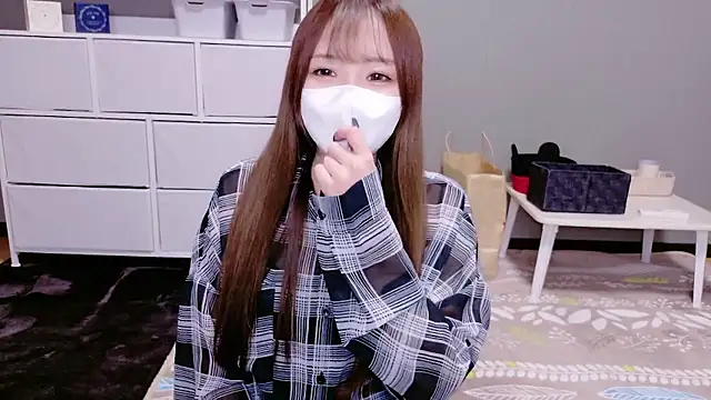 Snapshot of NINOoHard-Engine chatting on October 16, 2025, 4:15 pm NINOoHard-Engine online show from October 16, 2025, 4:15 pm