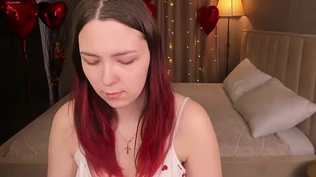 Monica  Queen online show from February 27, 2026, 5:18 am