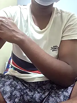 Snapshot of handsome_blg_tam chatting on October 7, 2025, 11:11 am handsome blg tam online show from October 7, 2025, 11:11 am