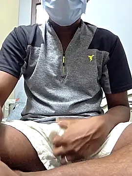 Snapshot of handsome_blg_tam chatting on October 29, 2025, 12:15 pm handsome blg tam online show from October 29, 2025, 12:15 pm