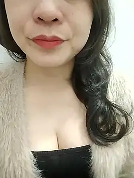 Snapshot of Girl_Shy2000 chatting on January 14, 2026, 12:53 pm Girl Shy2000 online show from January 14, 2026, 12:53 pm