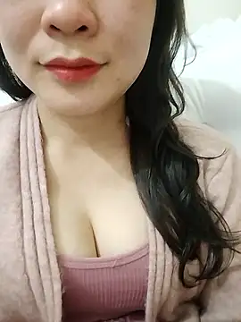 Snapshot of Girl_Shy2000 chatting on January 10, 2026, 2:01 pm Girl Shy2000 online show from January 10, 2026, 2:01 pm