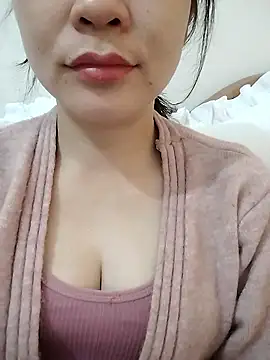 Snapshot of Girl_Shy2000 chatting on January 11, 2026, 2:29 am Girl Shy2000 online show from January 11, 2026, 2:29 am