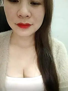 Snapshot of Girl_Shy2000 chatting on December 15, 2025, 12:00 pm Girl Shy2000 online show from December 15, 2025, 12:00 pm