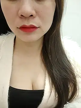 Snapshot of Girl_Shy2000 chatting on December 16, 2025, 4:11 pm Girl Shy2000 online show from December 16, 2025, 4:11 pm