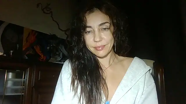 Felariss online show from October 29, 2025, 3:22 pm