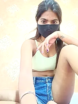 Sexy  girl-- online show from October 4, 2025, 4:25 am