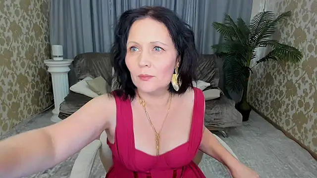 Snapshot of CelestineDream chatting on November 1, 2025, 11:59 am CelestineDream online show from November 1, 2025, 11:59 am