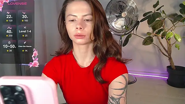 BellaAbey online show from December 15, 2025, 9:59 am