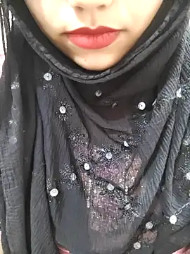 Miss Rose   online show from November 21, 2025, 5:01 pm