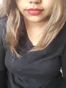 Miss Rose   online show from January 17, 2026, 6:06 am