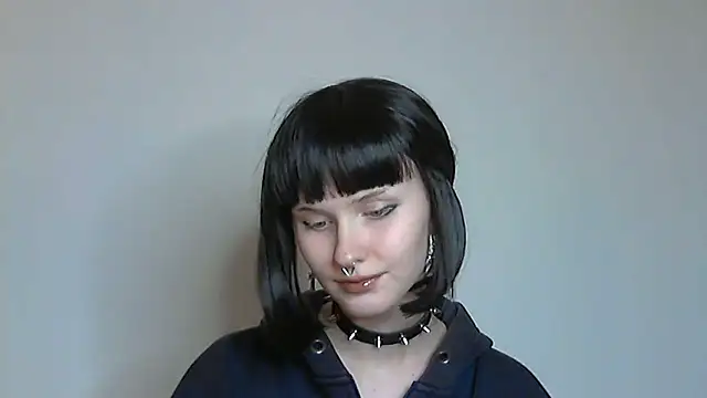 Snapshot of Paradoxy_ chatting on October 22, 2025, 7:24 pm Paradoxy online show from October 22, 2025, 7:24 pm