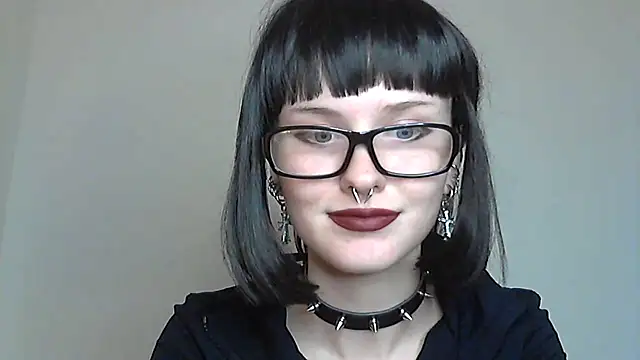 Snapshot of Paradoxy_ chatting on October 26, 2025, 7:14 pm Paradoxy online show from October 26, 2025, 7:14 pm