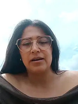 Maria delos angeles online show from October 22, 2025, 6:18 pm