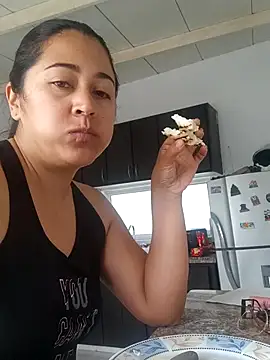 Maria delos angeles online show from October 23, 2025, 12:37 pm