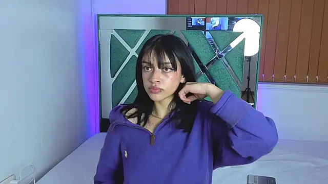 lissastone online show from November 5, 2025, 3:20 am