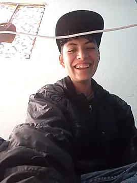 Owen tomboy online show from October 25, 2025, 3:23 pm