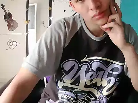 Owen tomboy online show from November 1, 2025, 2:44 pm