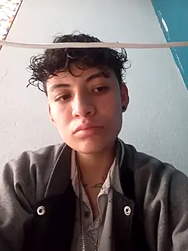 Owen tomboy online show from October 27, 2025, 7:26 pm