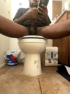 Snapshot of blaccp4k chatting on November 19, 2025, 4:40 pm blaccp4k online show from November 19, 2025, 4:40 pm