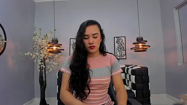 Kira Naughty online show from October 1, 2025, 11:36 am