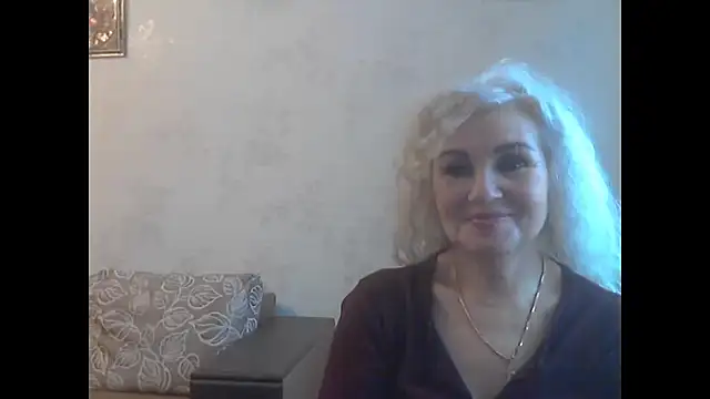 Snapshot of LadySexyBlond chatting on July 14, 2026, 4:24 pm LadySexyBlond online show from July 14, 2026, 4:24 pm