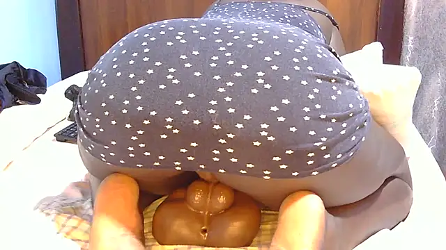 SpiceySnack online show from February 20, 2026, 6:19 am