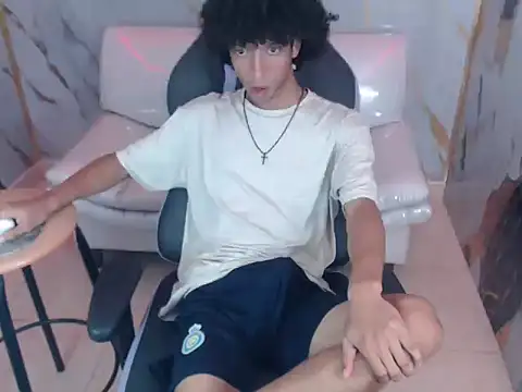 xion ez online show from November 11, 2025, 8:25 pm