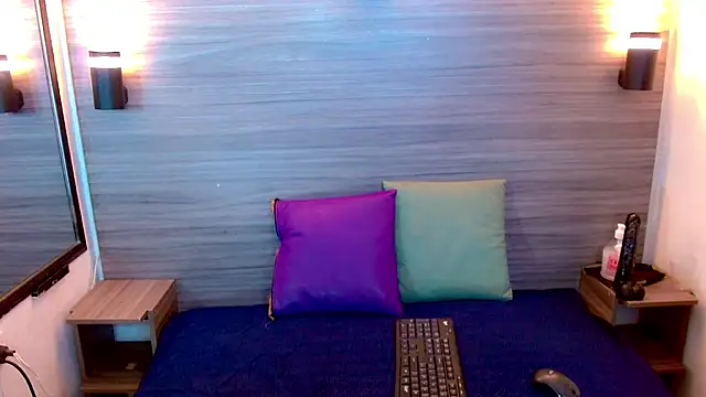 katherine x1 online show from October 18, 2025, 3:41 am