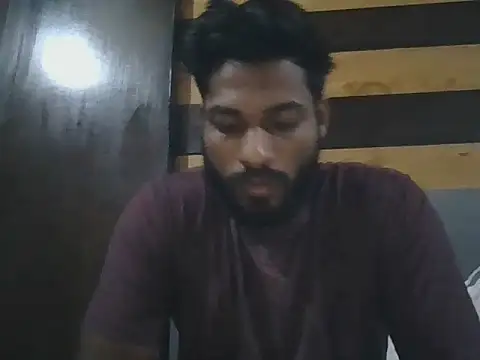 Raw12499 online show from November 4, 2025, 3:38 pm