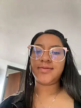 MelodyPink  online show from October 5, 2025, 11:56 am