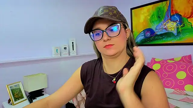 katiaa lovv online show from April 21, 2026, 12:12 pm