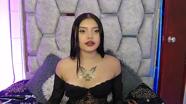 AnalyMilles online show from November 28, 2025, 2:56 am