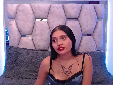 AnalyMilles online show from October 30, 2025, 1:37 am