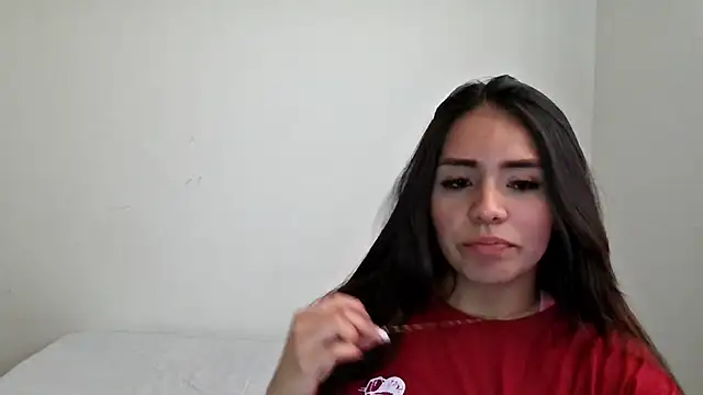 Snapshot of BellaBliss123 chatting on September 30, 2025, 9:43 pm BellaBliss123 online show from September 30, 2025, 9:43 pm
