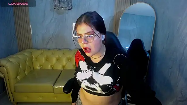 draviana a  online show from November 13, 2025, 2:59 am