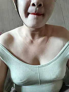 Paul-paul11 online show from November 7, 2025, 1:21 am