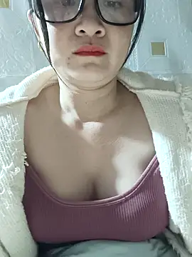 Snapshot of Paul-paul11 chatting on December 15, 2025, 10:48 pm Paul-paul11 online show from December 15, 2025, 10:48 pm